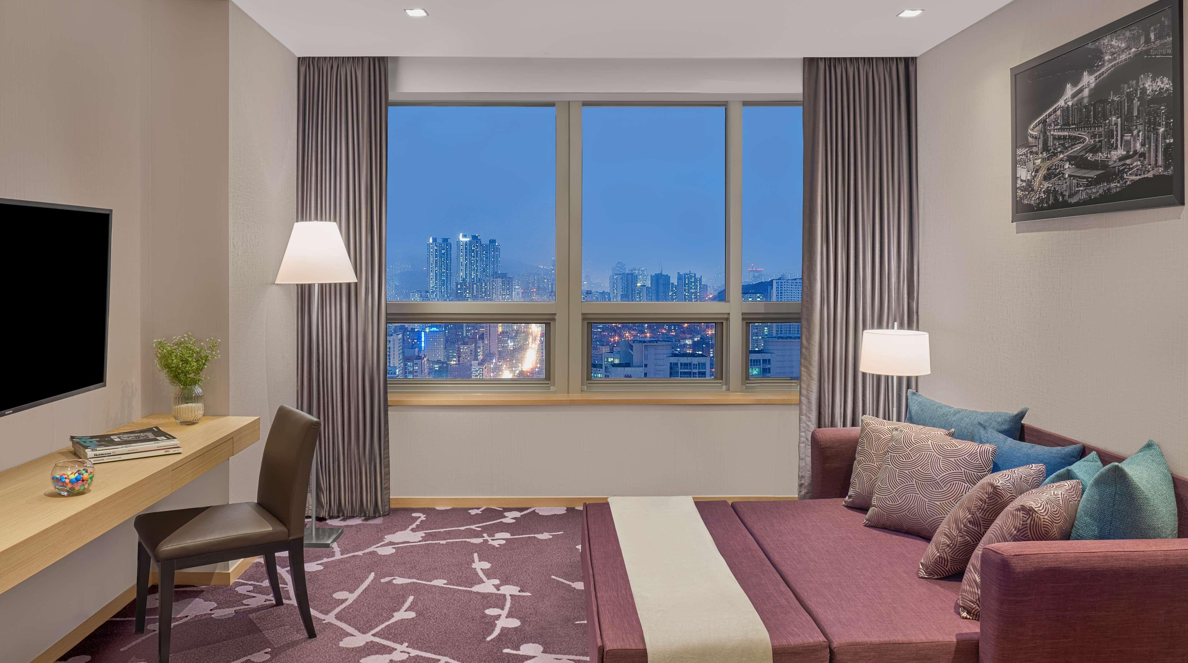 Avani Central Busan Exterior photo