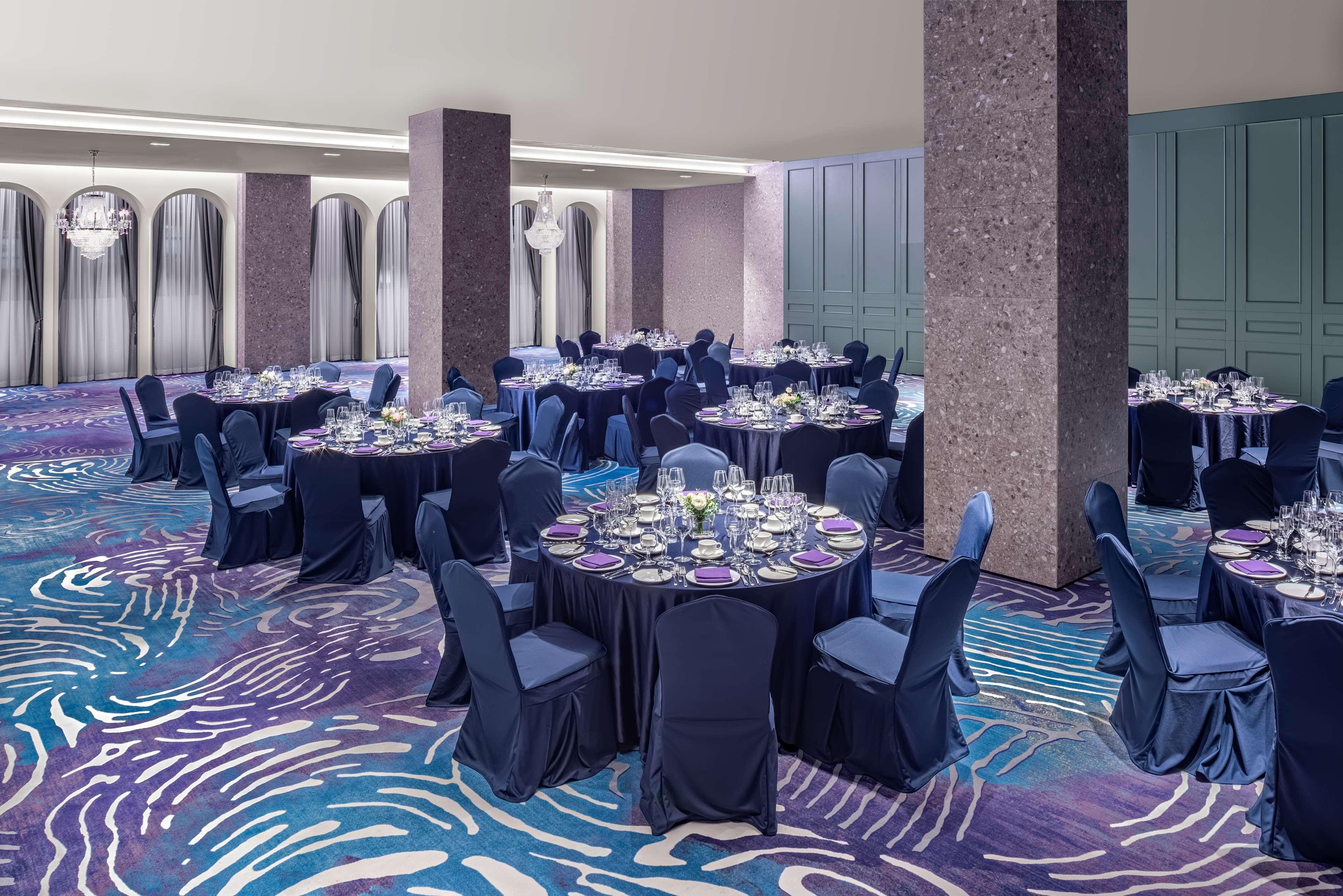 Avani Central Busan Exterior photo