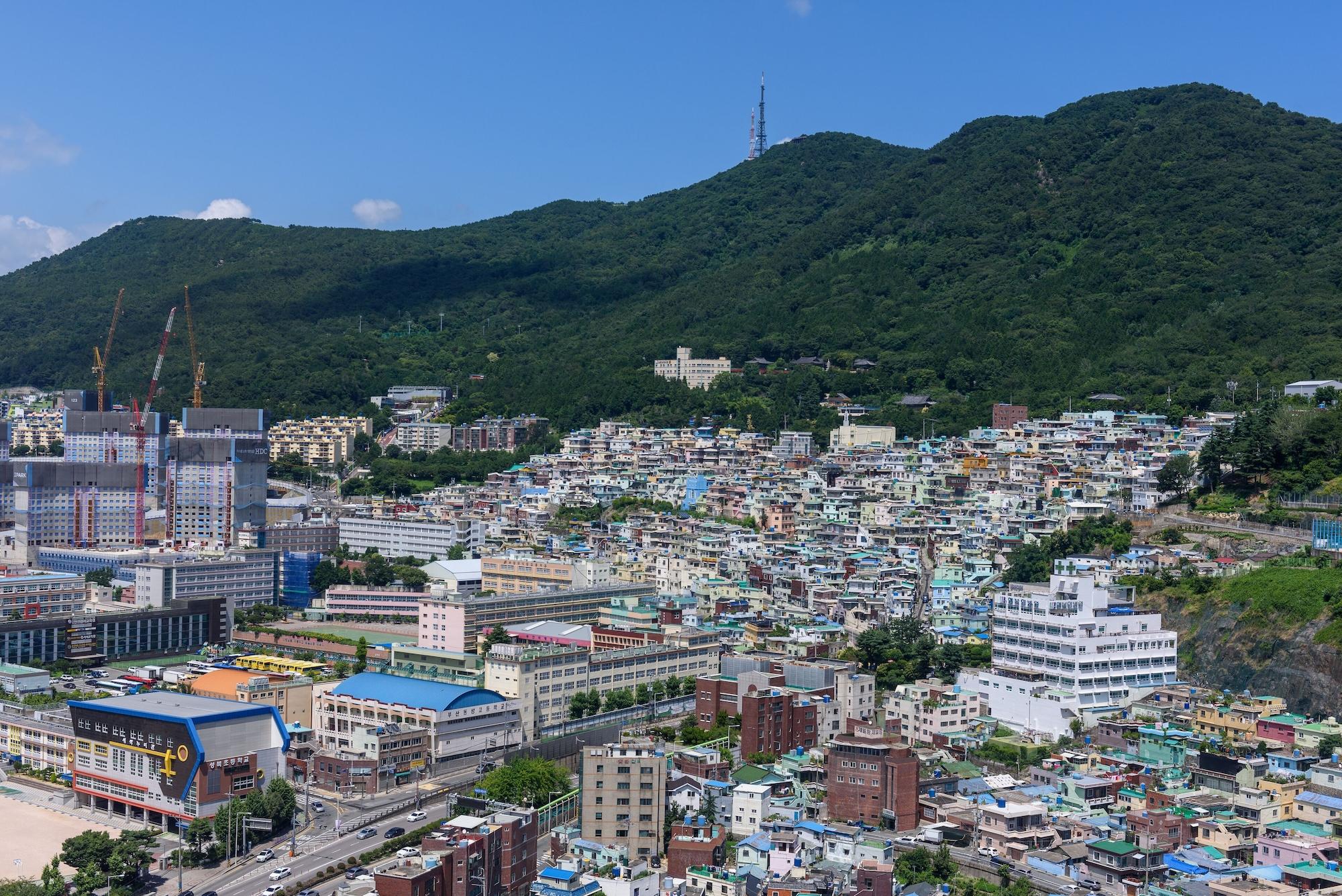 Avani Central Busan Hotel Exterior photo