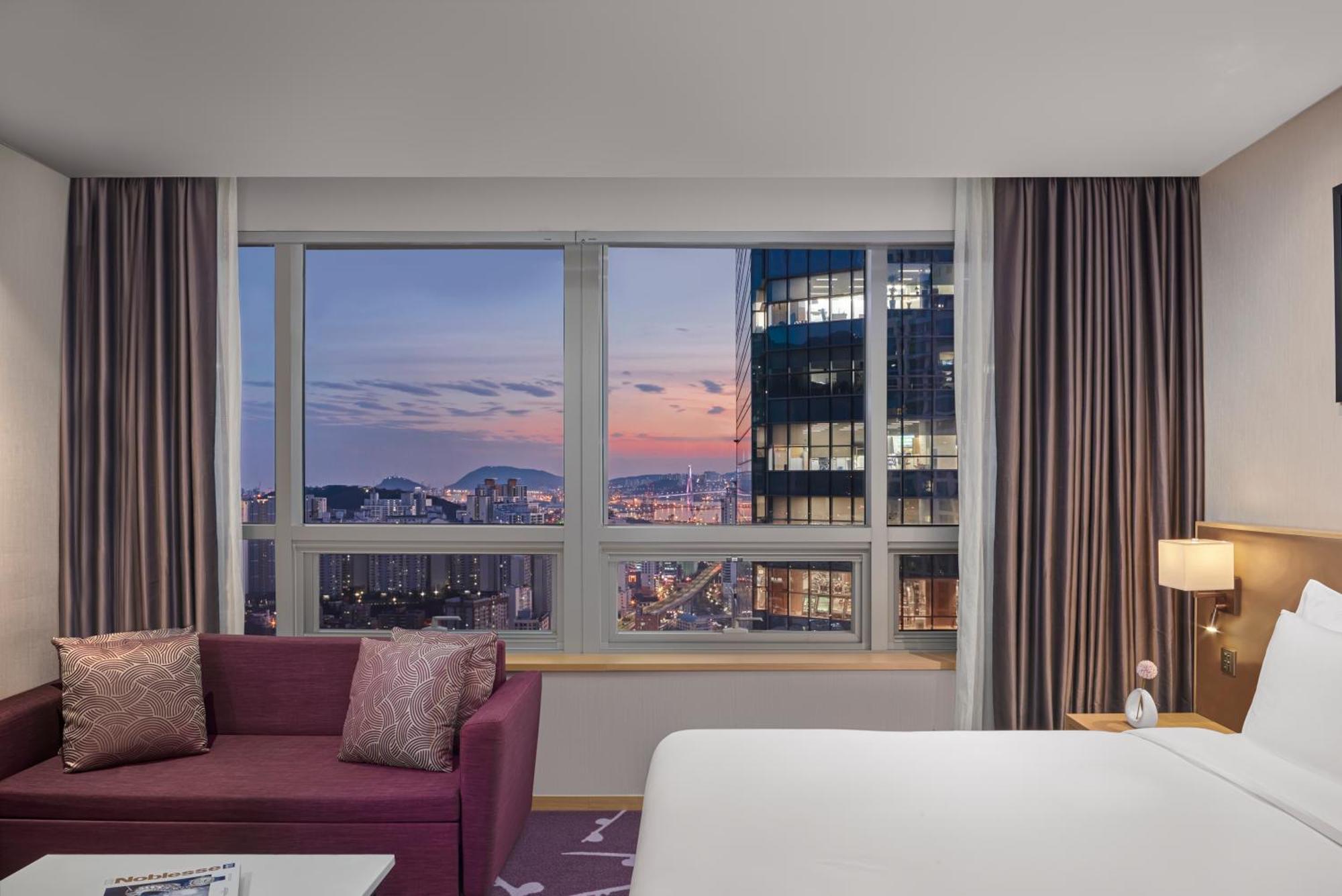 Avani Central Busan Exterior photo