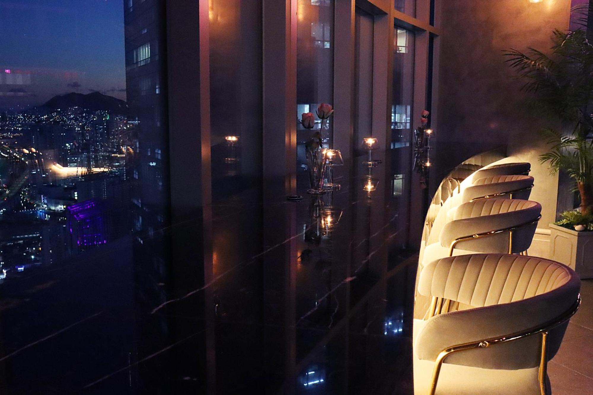 Avani Central Busan Exterior photo